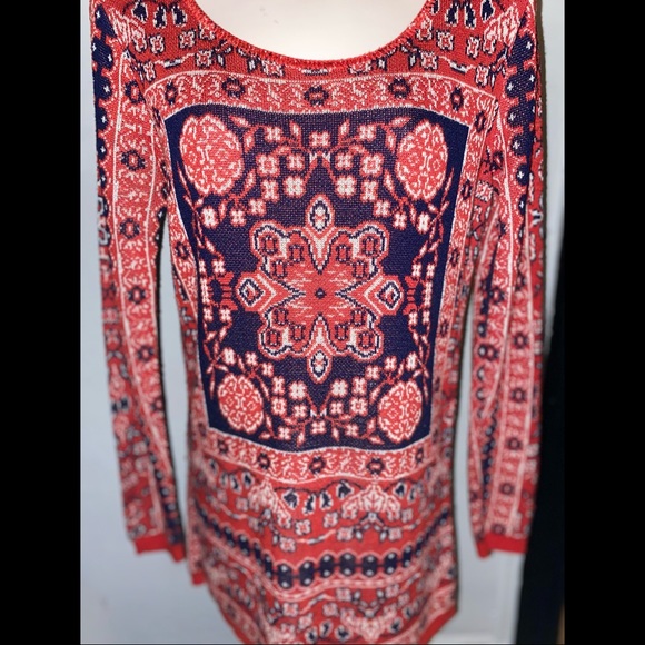 Red Sweater - Picture 6 of 6